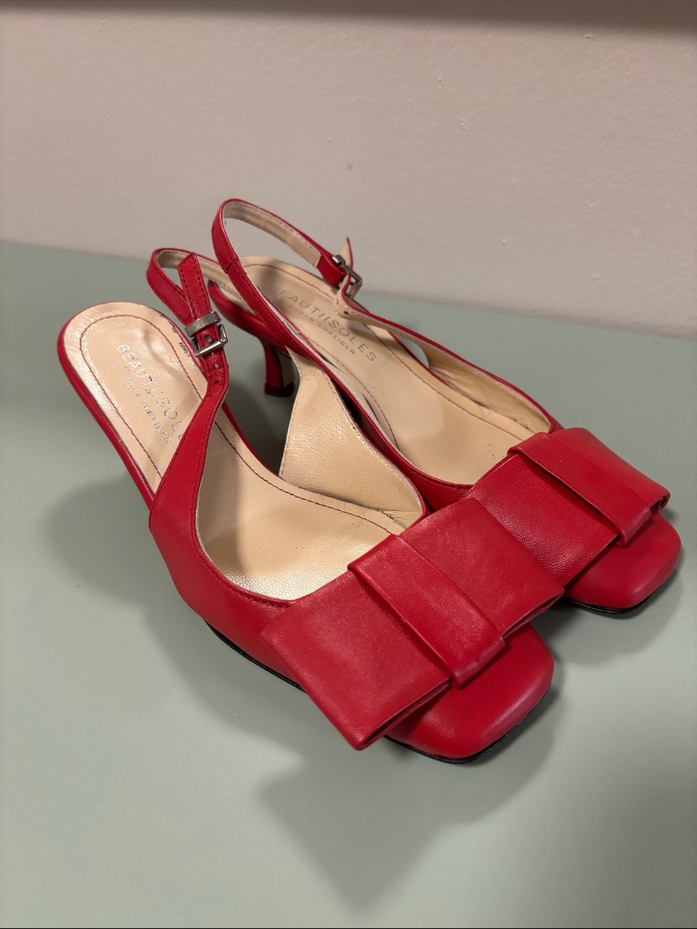 BeautiFeel Red Bow Slingback Leather Heels
